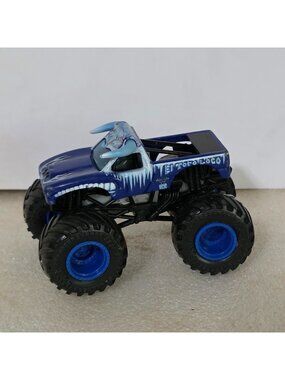 Monster Jam Truck El Toro Loco Ice Blue & White Horns 1:64 diecast Spin Master